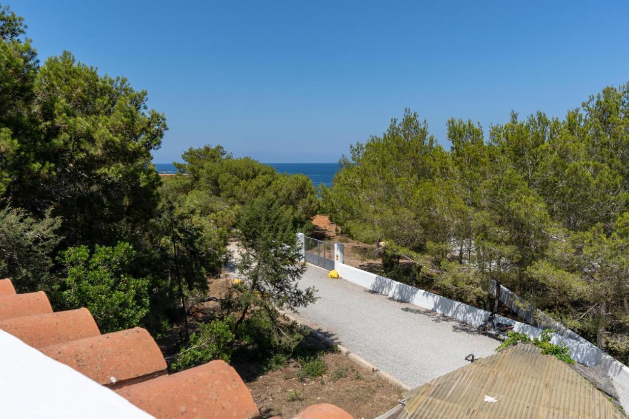 Hostal Restaurante Pou Des Lleo Sant Carles de Peralta Pokoj fotografie
