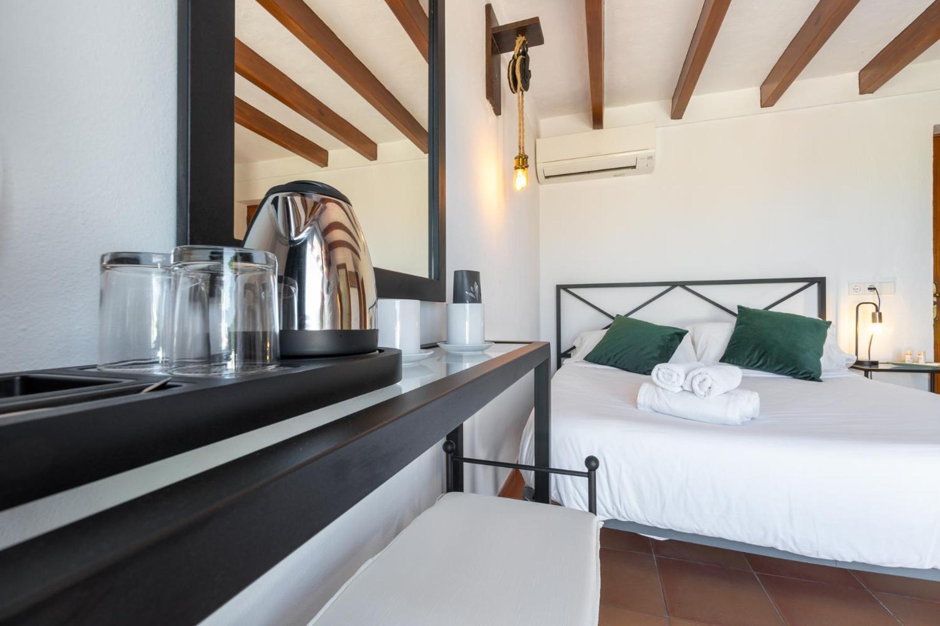 Hostal Restaurante Pou Des Lleo Sant Carles de Peralta Exteriér fotografie
